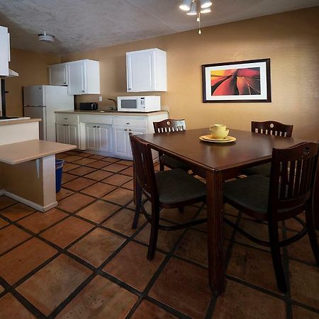 Tuscany Manor Palm Springs Dış mekan fotoğraf