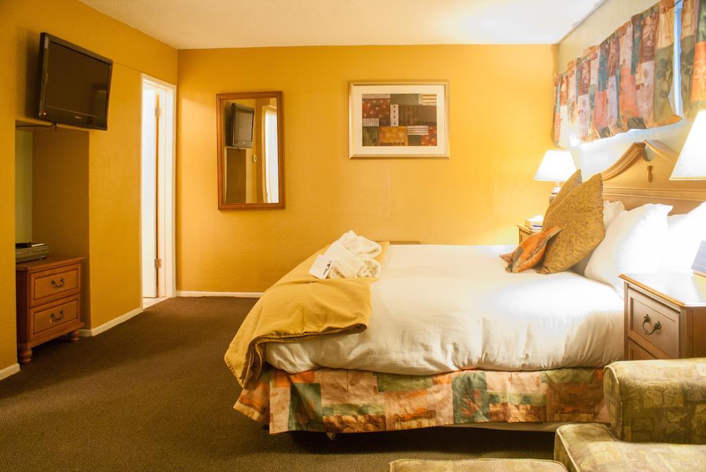 Tuscany Manor Palm Springs Dış mekan fotoğraf