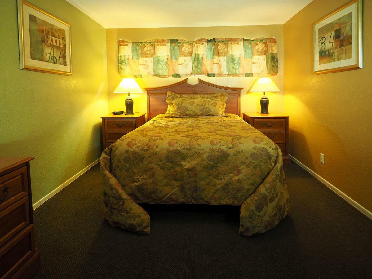 Tuscany Manor Palm Springs Dış mekan fotoğraf